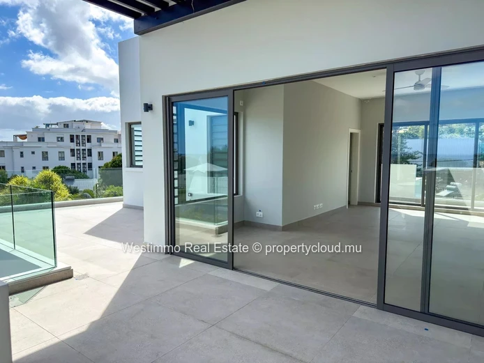 TAMARIN - Penthouse à vendre avec 3 chambres et grande surface de 333 m²