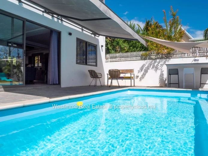 TAMARIN - Villa moderne de 4 chambres avec piscine