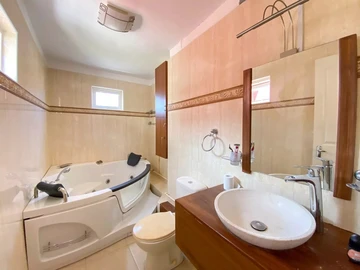 Townhouse, Duplex de 3 Chambres