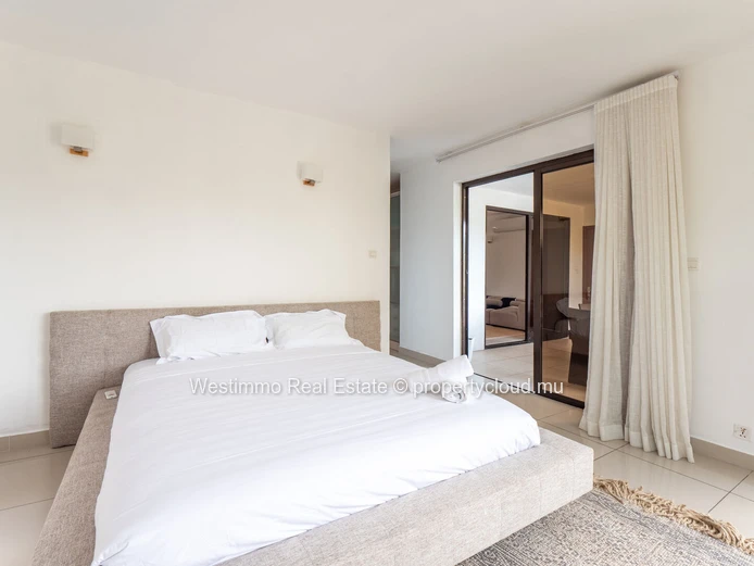 Appartement rénové 3 chambres à louer à La Preneuse