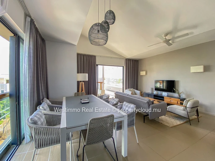 AZURI - Penthouse de prestige à louer à long terme