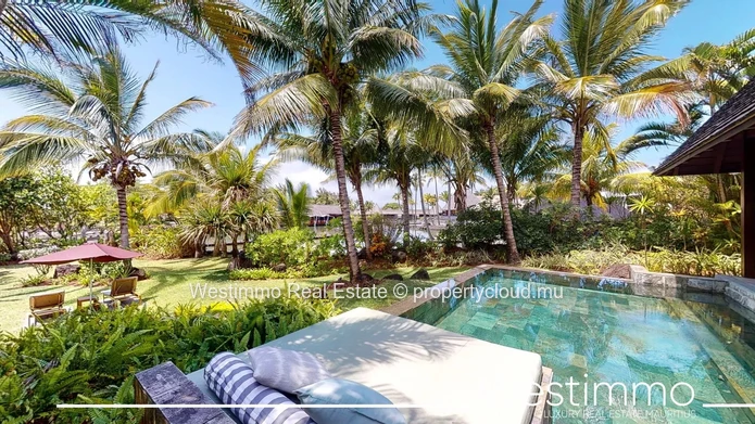 Magnificent renovated villa suite with private pool and sea view in a 5-star complex