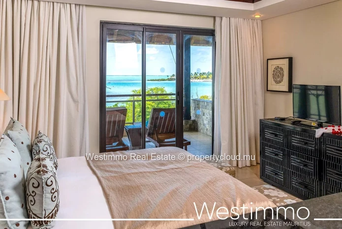 BEAU CHAMP - Appartement de 164m² avec piscine privée et 2 chambres