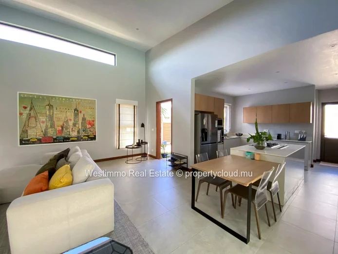 Villa à vendre à Pereybère avec 4 chambres et piscine privée sur 456m²