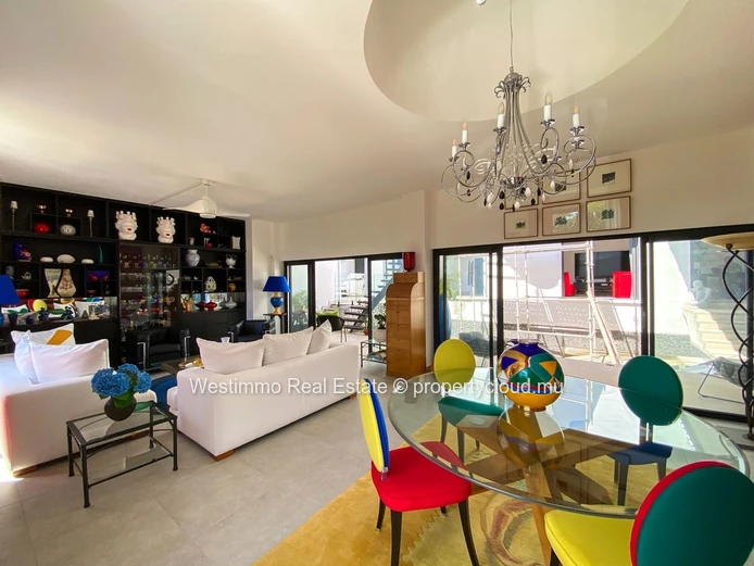 Exceptionnelle Villa d'architecte style Ryad de 450 m² avec piscine et vue mer