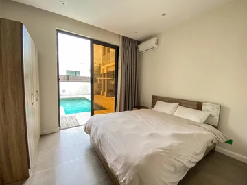 5 Bedroom Villa