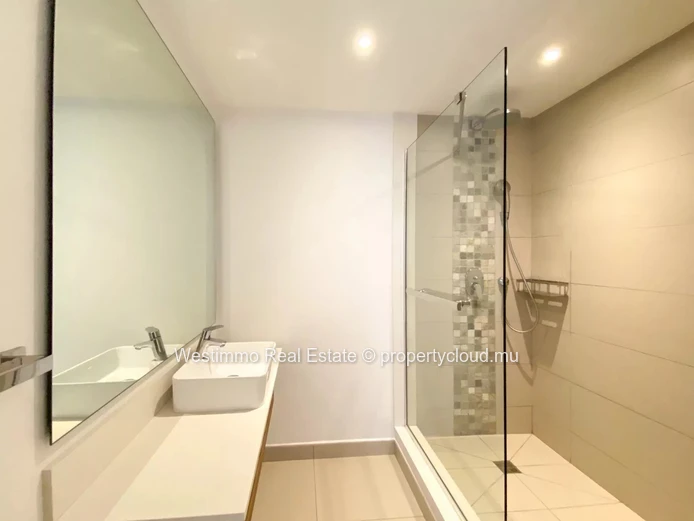 GRAND GAUBE - Magnifique duplex moderne au bord du Barachois
