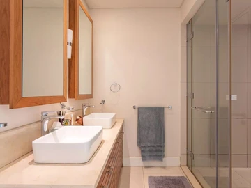 Townhouse, Duplex de 3 Chambres