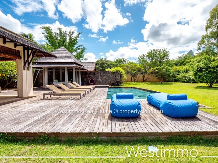 TAMARIN - Villa à vendre à Tamarina sur golf avec piscine et jardin