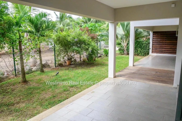 Appartement meublé 3 chambres avec jardin à Tamarin