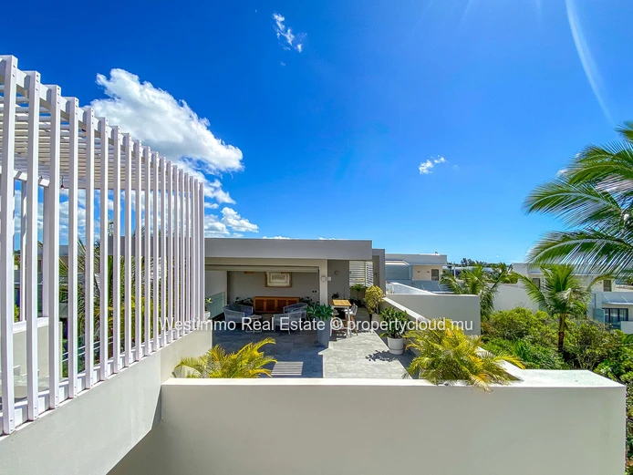 AZURI - Penthouse de prestige à louer à long terme
