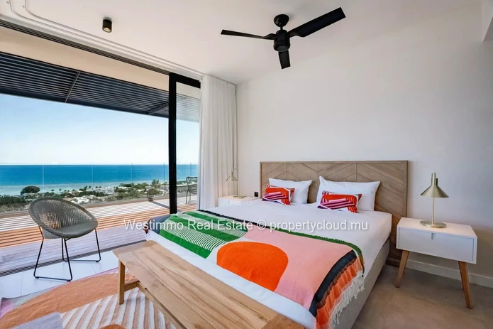 Penthouse à vendre à Rivière Noire avec 4 chambres et piscine privée de 500m²