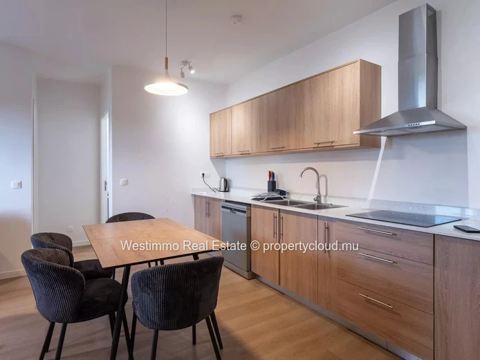 Furnished 2-bedroom apartment for rent in Cap Tamarin Smart City