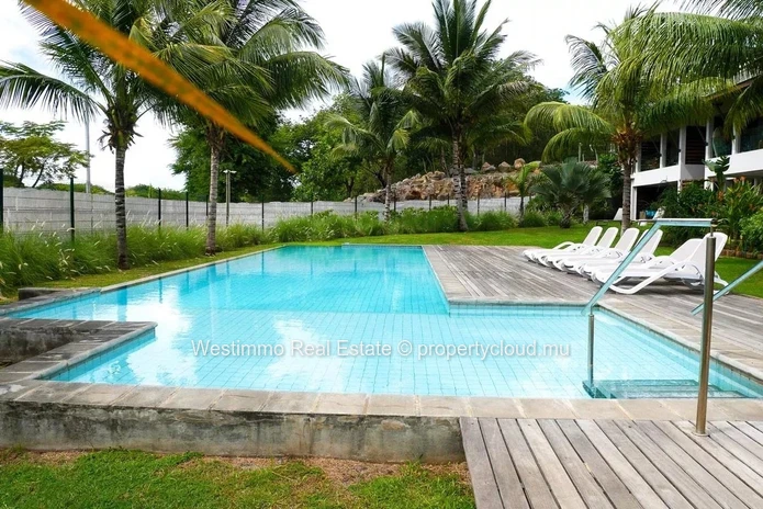 Appartement meublé 3 chambres avec jardin à Tamarin