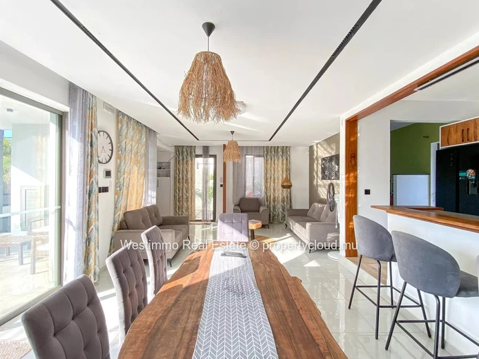 À Vendre – Superbe Maison Moderne au Cœur de Grand Baie