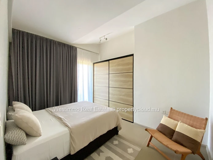 AZURI - Penthouse de prestige à louer à long terme