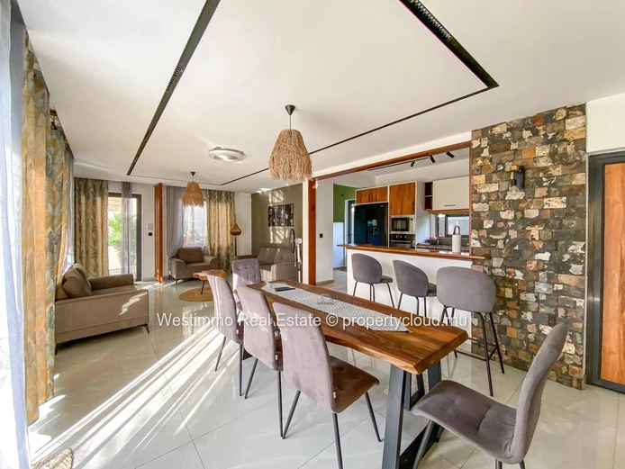 À Vendre – Superbe Maison Moderne au Cœur de Grand Baie