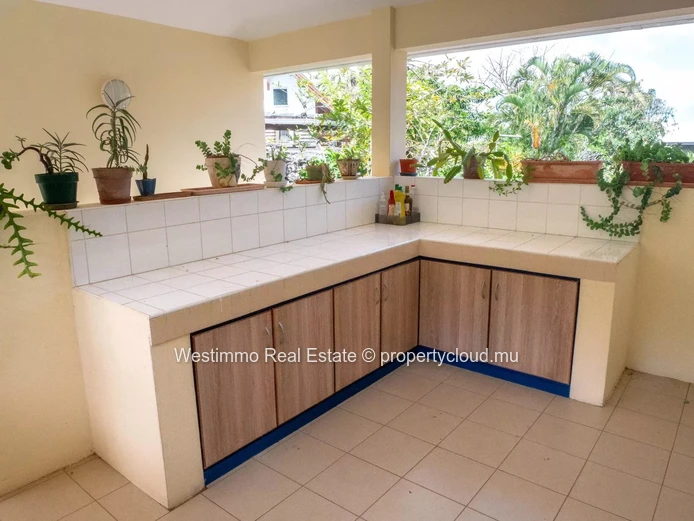 TAMARIN - Large 5-bedroom suite home
