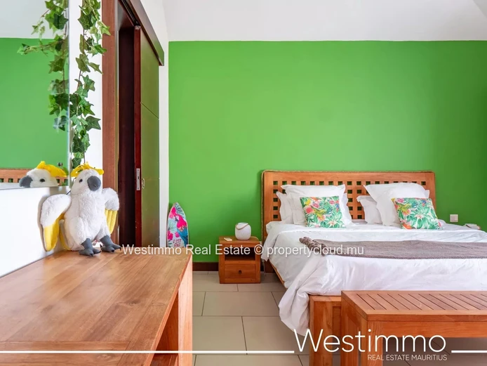 Villa de plain-pied 5 chambres avec vue sur le Rempart