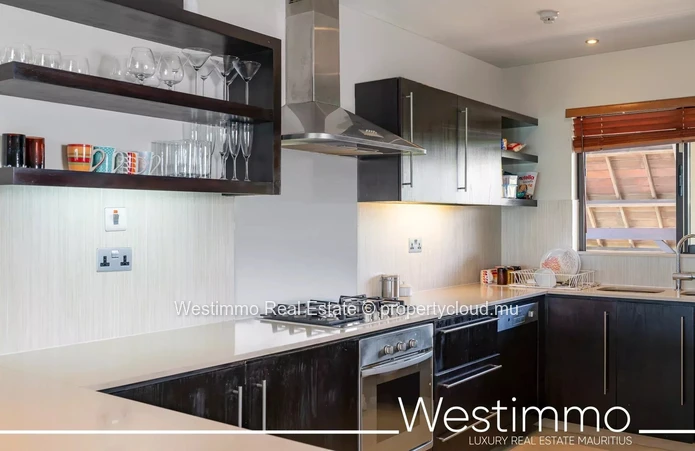 BEAU CHAMP - Appartement de 164m² avec piscine privée et 2 chambres