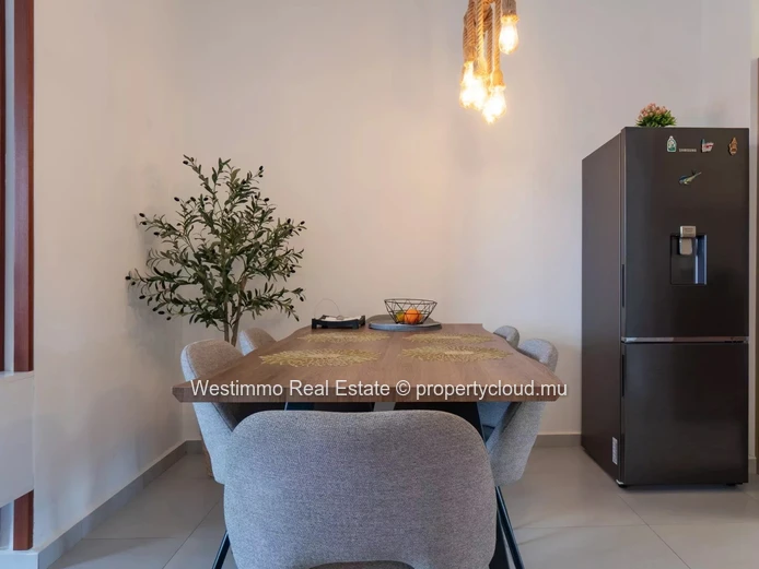 Appartement à vendre 3 chambres 100m² à Flic en Flac avec vue dégagée
