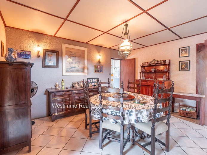 Maison familiale avec dépendance et piscine à vendre à Tamarin