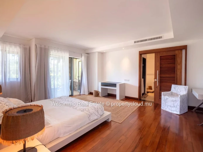 Villa for sale in Bel Ombre with 5 bedrooms and private pool on 3,385 m²