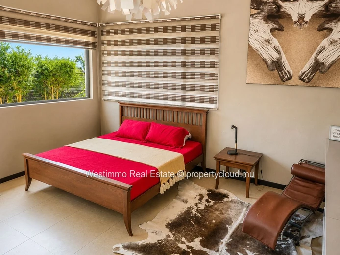 Architect-designed house with pool for sale in Flic en Flac
