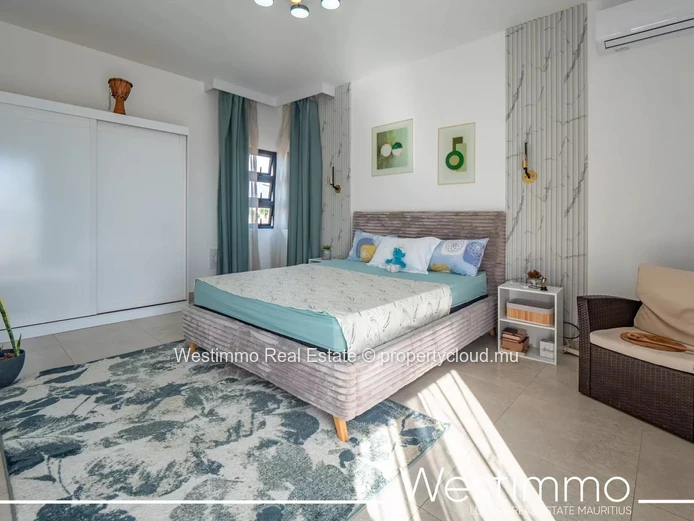 FLIC EN FLAC - Villa neuve et moderne de 3 chambres en suite avec vue mer et piscine