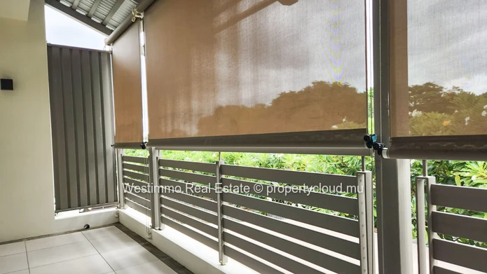 Duplex avec piscine privée à Rivière Noire à louer
