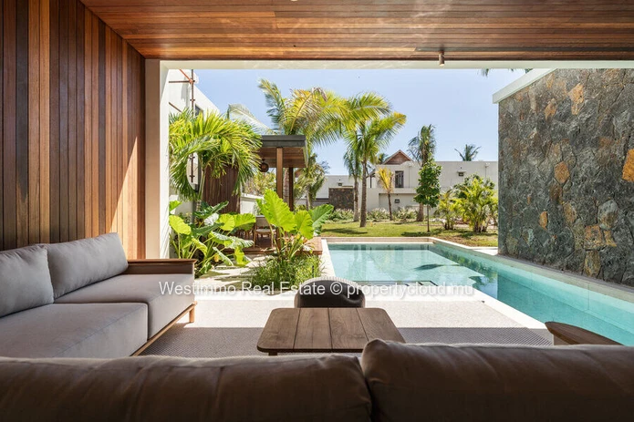 Villa pieds dans l’eau 4 suites face au Morne