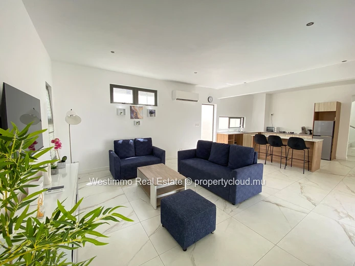 Modern villa for sale in Péreybère near the beach