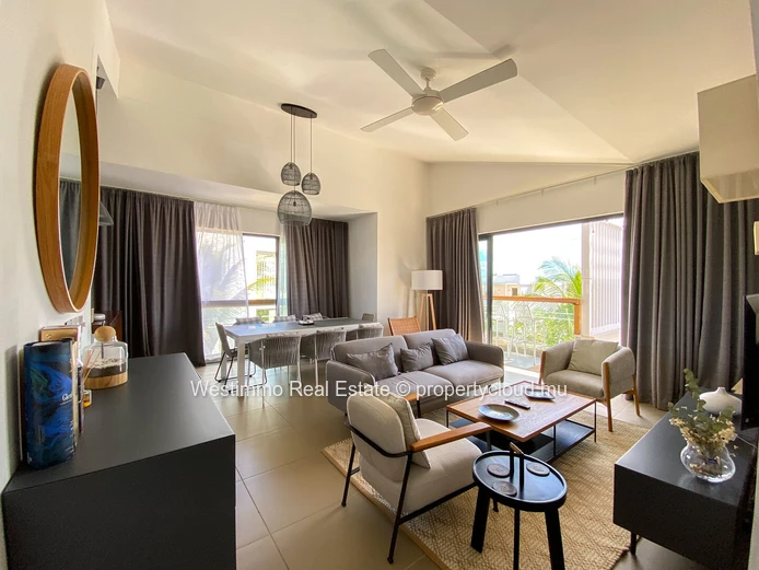 AZURI - Penthouse de prestige à louer à long terme