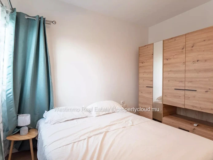Furnished 2-bedroom apartment for rent in Cap Tamarin Smart City