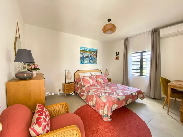 Exceptionnelle Villa d'architecte style Ryad de 450 m² avec piscine et vue mer